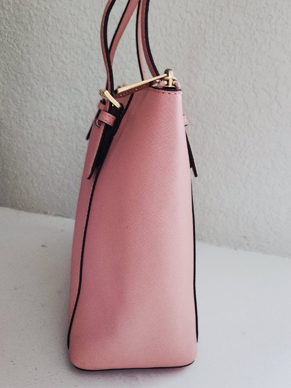 Like New Michael Kors Ciara Pink Shoulder Bag Tote Purse - Picture 5 of 16